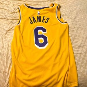 Lebron James lakers jersey